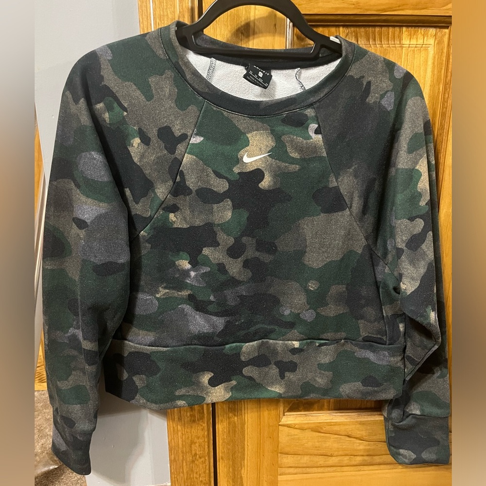 Nike Dri-FIT Camo Crewneck